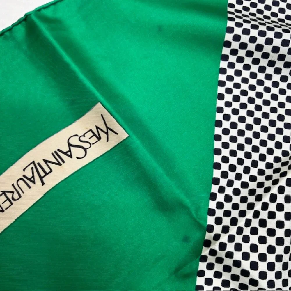 Vgt Yves Saint Laurent YSL  100%  Silk Scarf 31